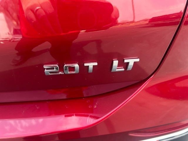 Chevrolet Equinox Vehicle Full-screen Gallery Image 6