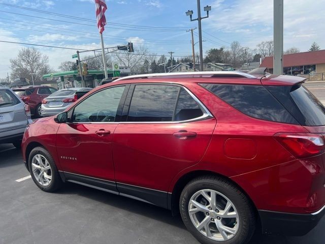 Chevrolet Equinox Vehicle Full-screen Gallery Image 7