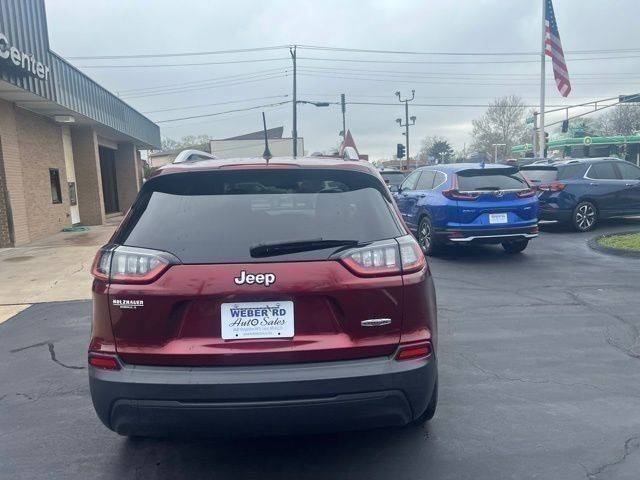 Jeep Cherokee Vehicle Full-screen Gallery Image 05