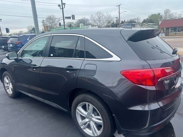 Acura RDX Vehicle Full-screen Gallery Image 05