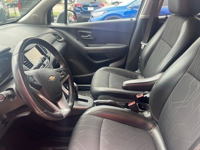 Chevrolet Trax Vehicle Full-screen Gallery Image 7