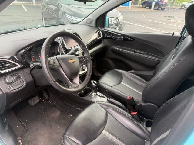 Chevrolet Spark Vehicle Full-screen Gallery Image 8