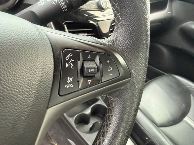 Chevrolet Spark Vehicle Full-screen Gallery Image 11