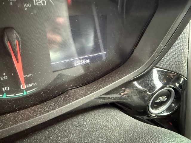 Chevrolet Spark Vehicle Full-screen Gallery Image 12