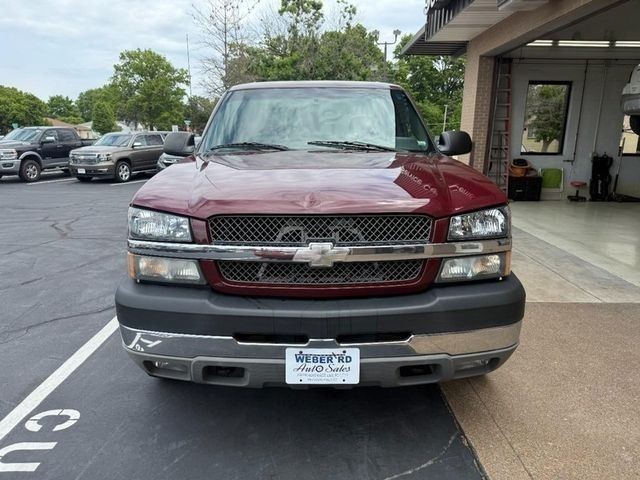 Chevrolet Silverado 2500HD Vehicle Full-screen Gallery Image 9