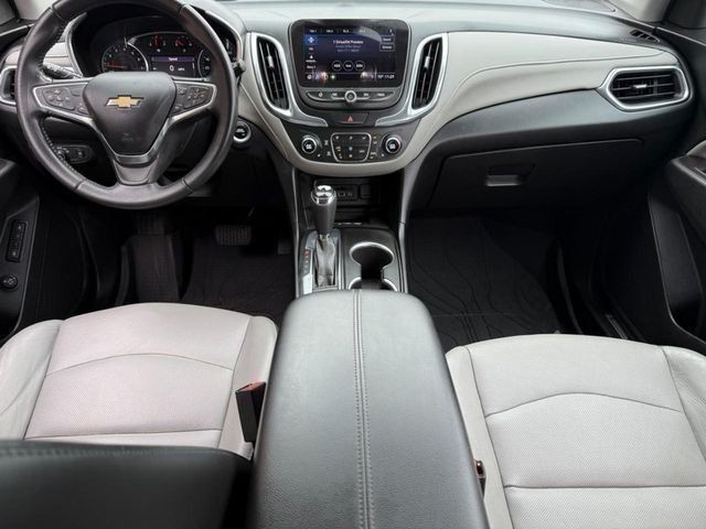 Chevrolet Equinox Vehicle Full-screen Gallery Image 12