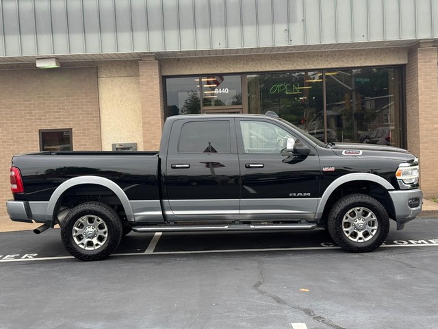 Ram 2500 Vehicle Full-screen Gallery Image 2