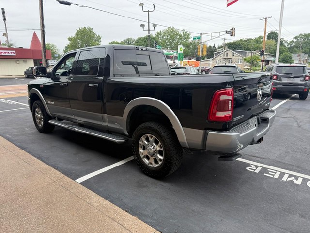 Ram 2500 Vehicle Full-screen Gallery Image 4
