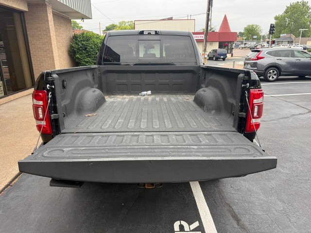 Ram 2500 Vehicle Full-screen Gallery Image 7
