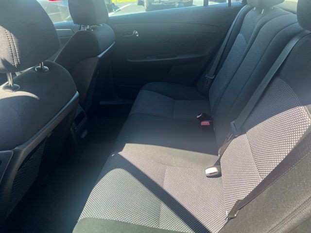 Chevrolet Malibu Vehicle Full-screen Gallery Image 7