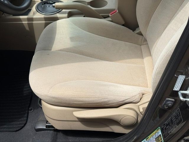 Kia Optima Vehicle Full-screen Gallery Image 17