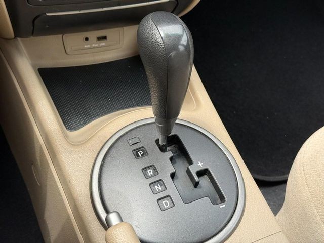 Kia Optima Vehicle Full-screen Gallery Image 20