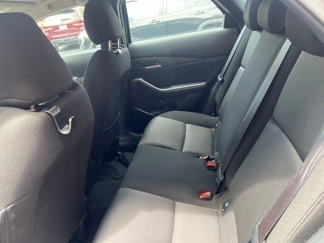 Mazda CX-30 Vehicle Full-screen Gallery Image 07