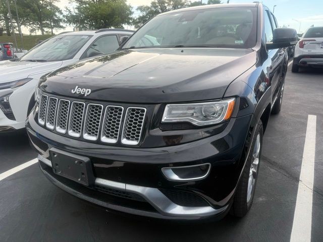 Jeep Grand Cherokee Vehicle Full-screen Gallery Image 3