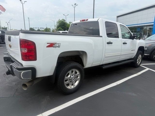 Chevrolet Silverado 2500HD Vehicle Full-screen Gallery Image 8