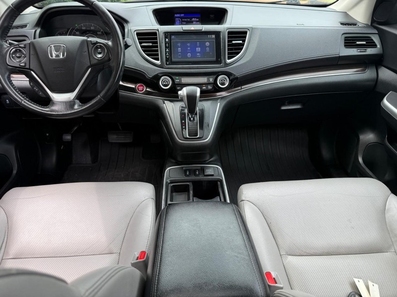 Honda CR-V Vehicle Full-screen Gallery Image 11