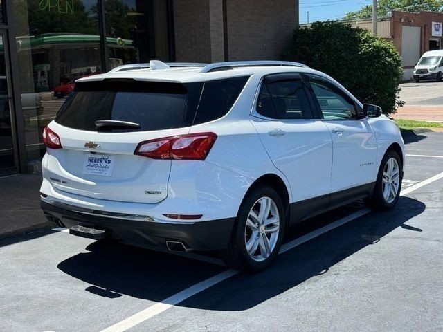 Chevrolet Equinox Vehicle Full-screen Gallery Image 3