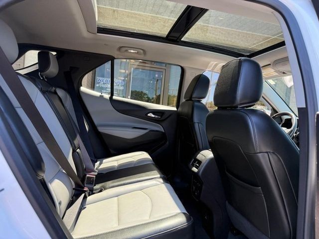 Chevrolet Equinox Vehicle Full-screen Gallery Image 10