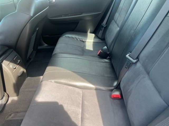 Chevrolet Malibu Vehicle Full-screen Gallery Image 08