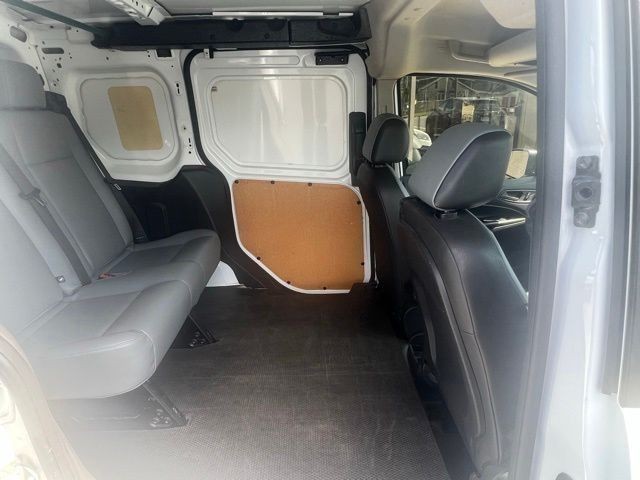 Ford Transit Connect Van Vehicle Full-screen Gallery Image 5