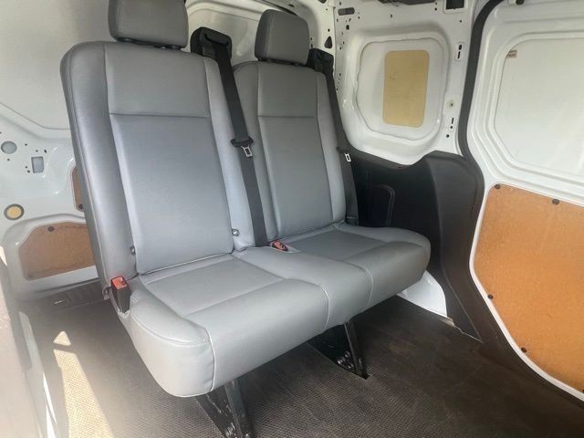Ford Transit Connect Van Vehicle Full-screen Gallery Image 6