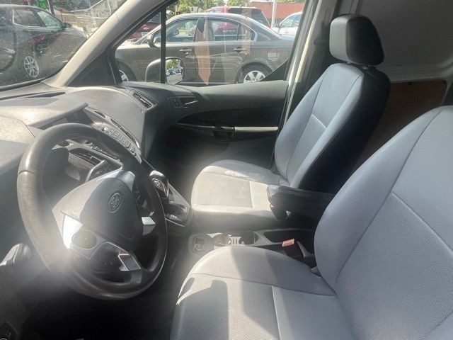 Ford Transit Connect Van Vehicle Full-screen Gallery Image 8