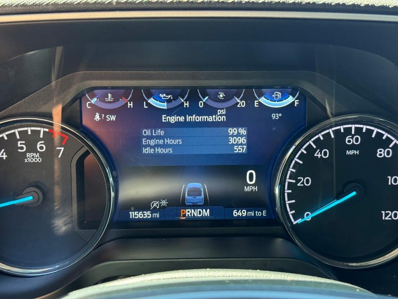 Ford F-150 Vehicle Full-screen Gallery Image 20