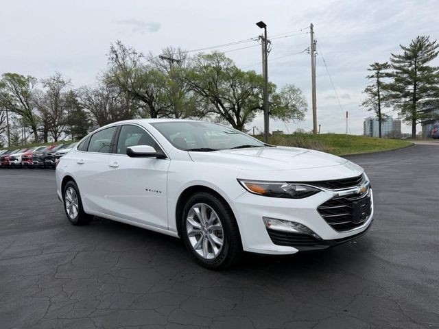Chevrolet Malibu Vehicle Full-screen Gallery Image 8