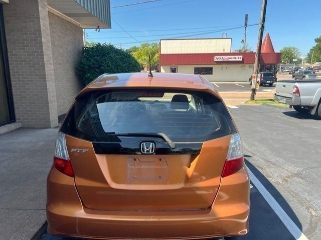 Honda Fit Vehicle Full-screen Gallery Image 04