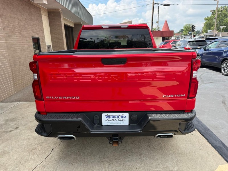 Chevrolet Silverado 1500 Vehicle Full-screen Gallery Image 7