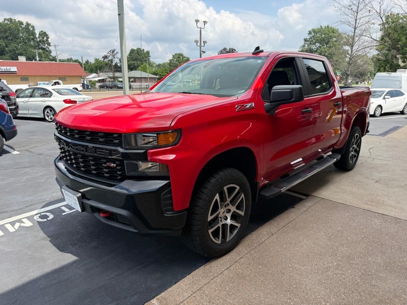Chevrolet Silverado 1500 Vehicle Full-screen Gallery Image 8