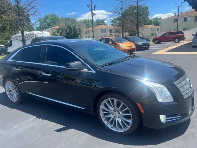 Cadillac XTS Vehicle Full-screen Gallery Image 3
