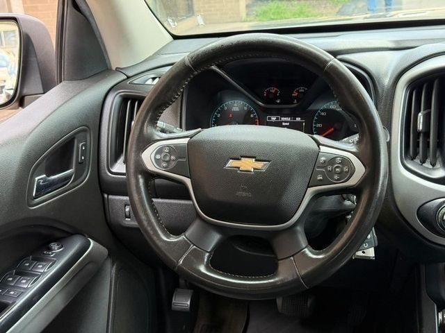 Chevrolet Colorado Vehicle Full-screen Gallery Image 12