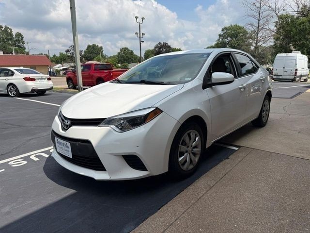 Toyota Corolla Vehicle Full-screen Gallery Image 7