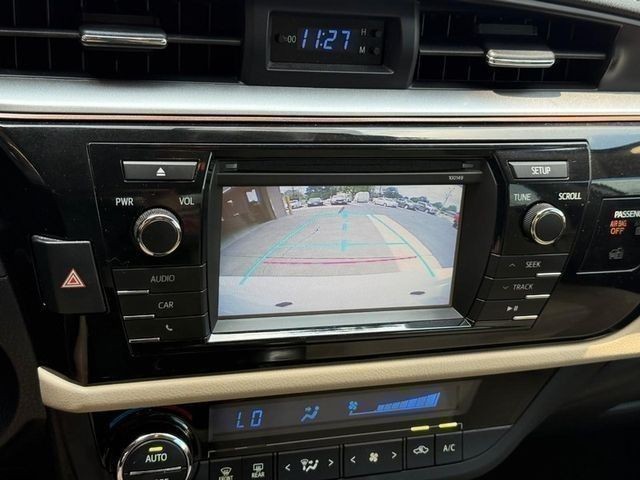 Toyota Corolla Vehicle Full-screen Gallery Image 20