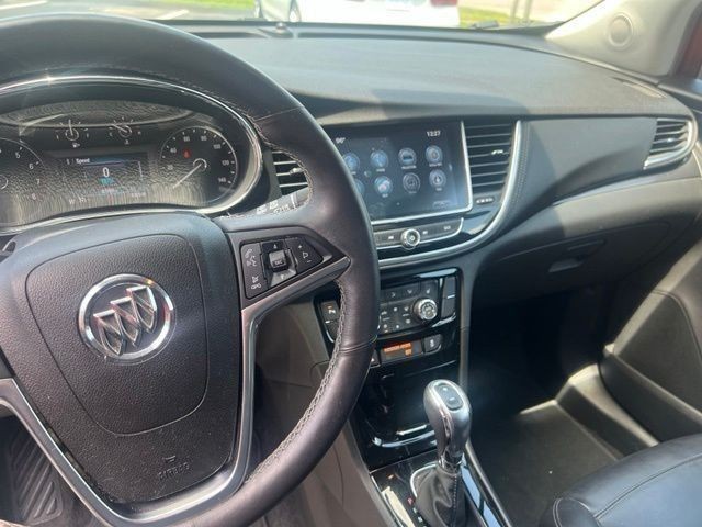 Buick Encore Vehicle Full-screen Gallery Image 07
