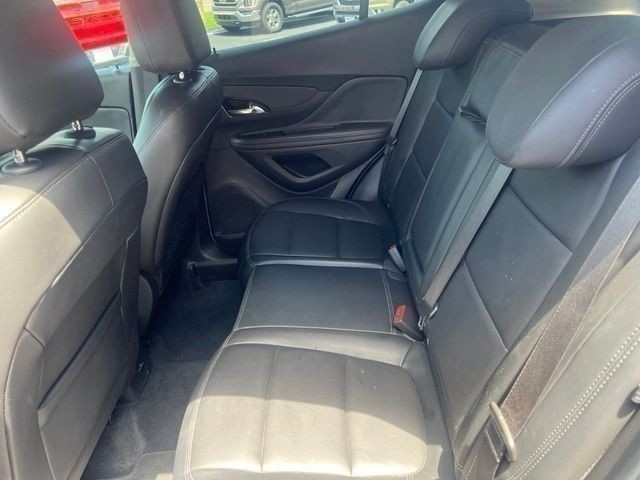 Buick Encore Vehicle Full-screen Gallery Image 08