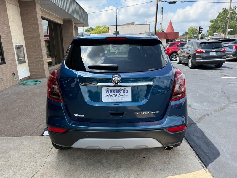 Buick Encore Vehicle Full-screen Gallery Image 7