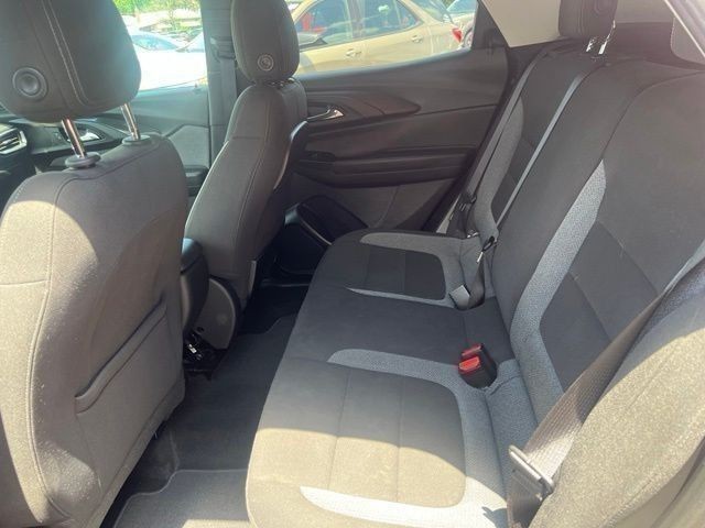 Chevrolet TrailBlazer Vehicle Full-screen Gallery Image 06