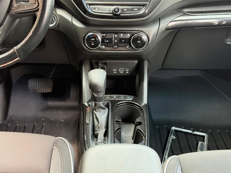 Chevrolet TrailBlazer Vehicle Full-screen Gallery Image 15