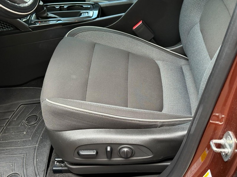 Chevrolet TrailBlazer Vehicle Full-screen Gallery Image 17