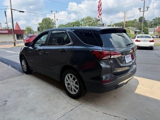 Chevrolet Equinox Vehicle Full-screen Gallery Image 4