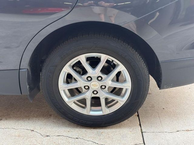 Chevrolet Equinox Vehicle Full-screen Gallery Image 5