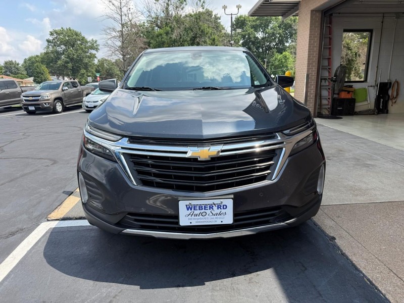 Chevrolet Equinox Vehicle Full-screen Gallery Image 9