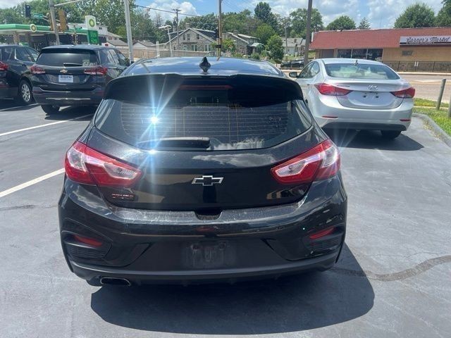 Chevrolet Cruze Vehicle Full-screen Gallery Image 04