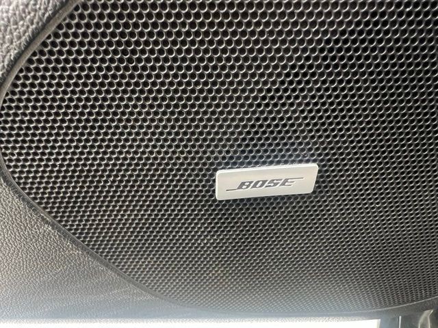 Chevrolet Cruze Vehicle Full-screen Gallery Image 09
