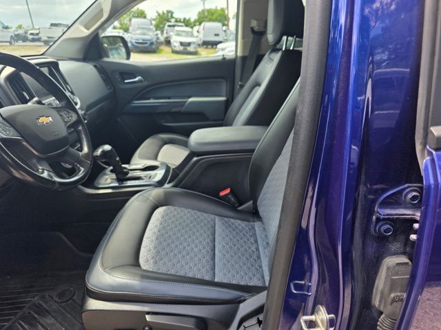 Chevrolet Colorado Vehicle Full-screen Gallery Image 5