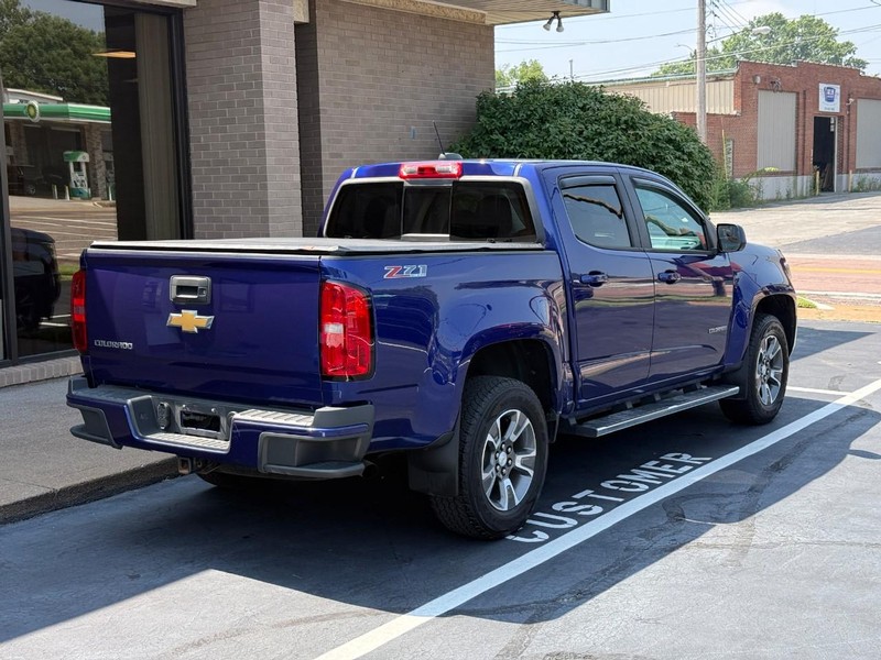 Chevrolet Colorado Vehicle Full-screen Gallery Image 03