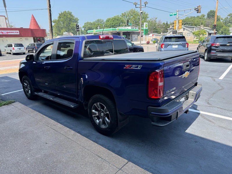 Chevrolet Colorado Vehicle Full-screen Gallery Image 04