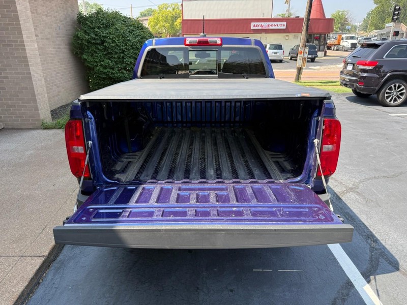 Chevrolet Colorado Vehicle Full-screen Gallery Image 06